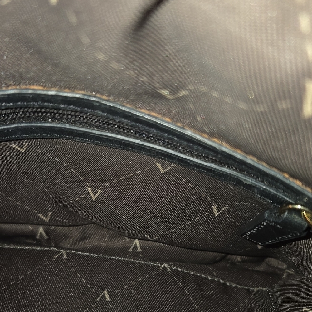 Vince Camuto Black Quilted Crossbody Bag - Picture 9 of 13